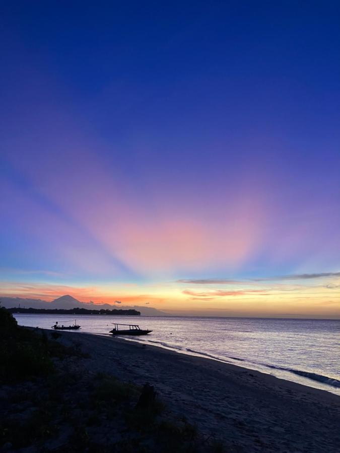 Meno Madia Bungalows Gili Meno Exterior photo
