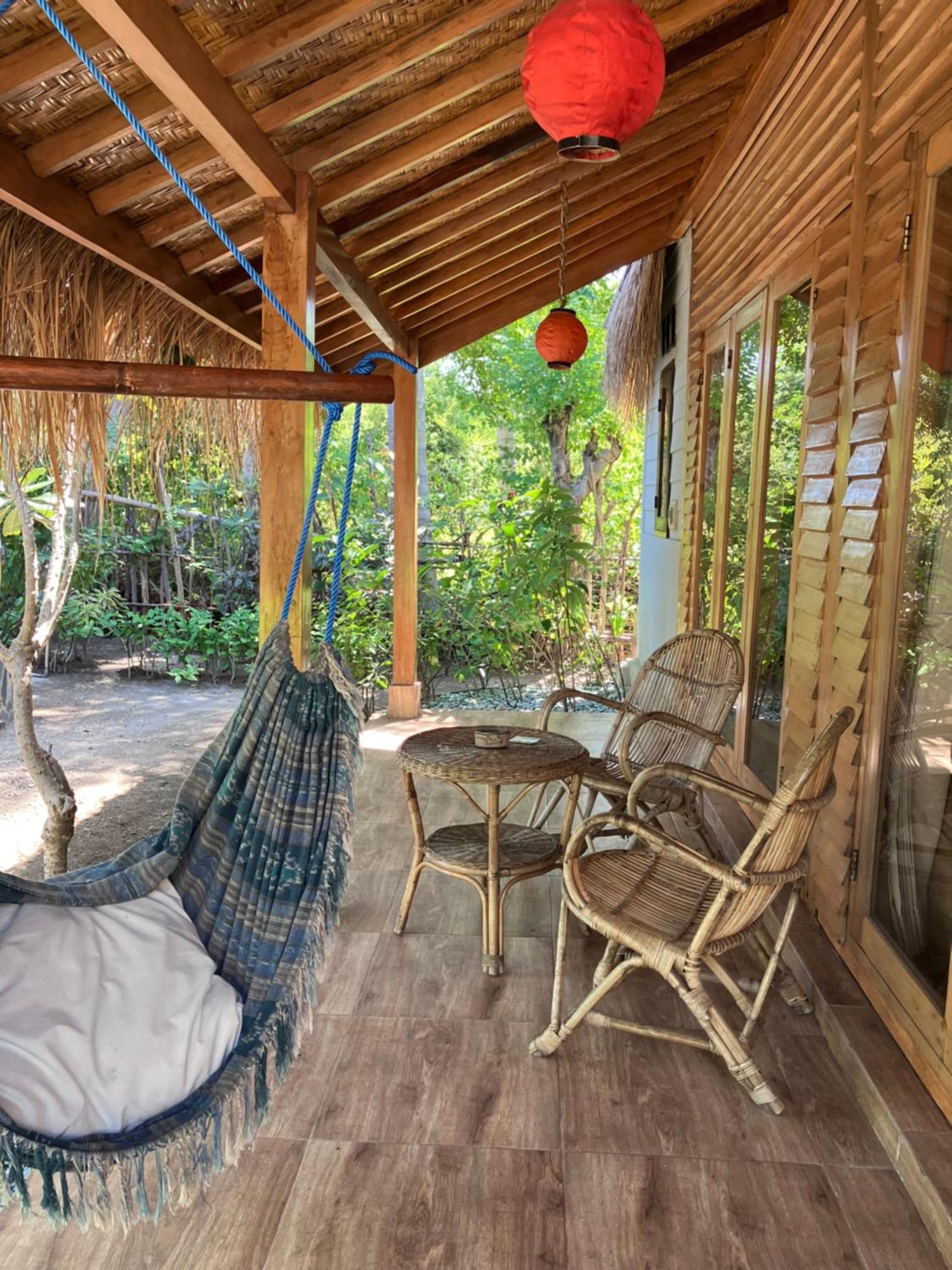 Meno Madia Bungalows Gili Meno Exterior photo