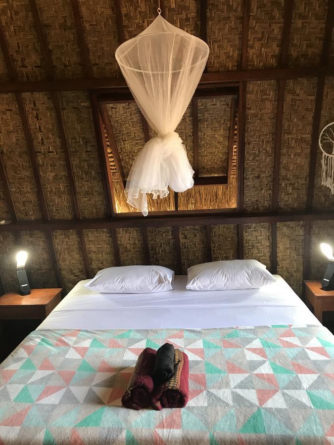 Meno Madia Bungalows Gili Meno Exterior photo