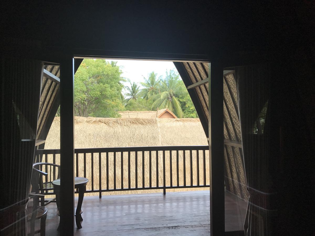 Meno Madia Bungalows Gili Meno Exterior photo