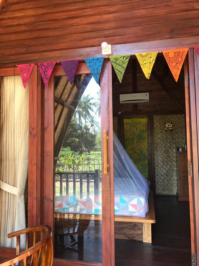 Meno Madia Bungalows Gili Meno Exterior photo