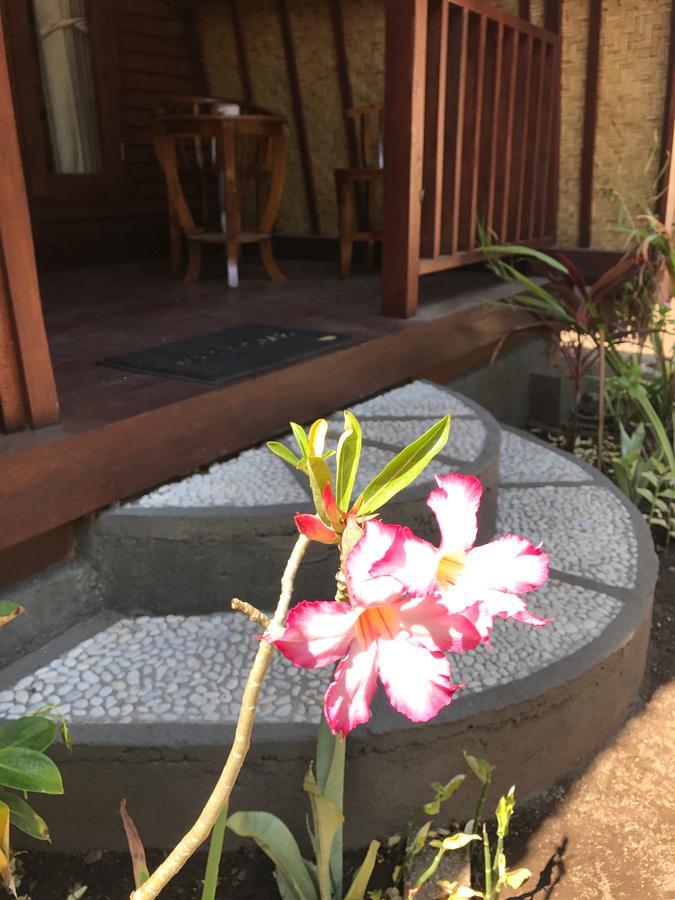 Meno Madia Bungalows Gili Meno Exterior photo