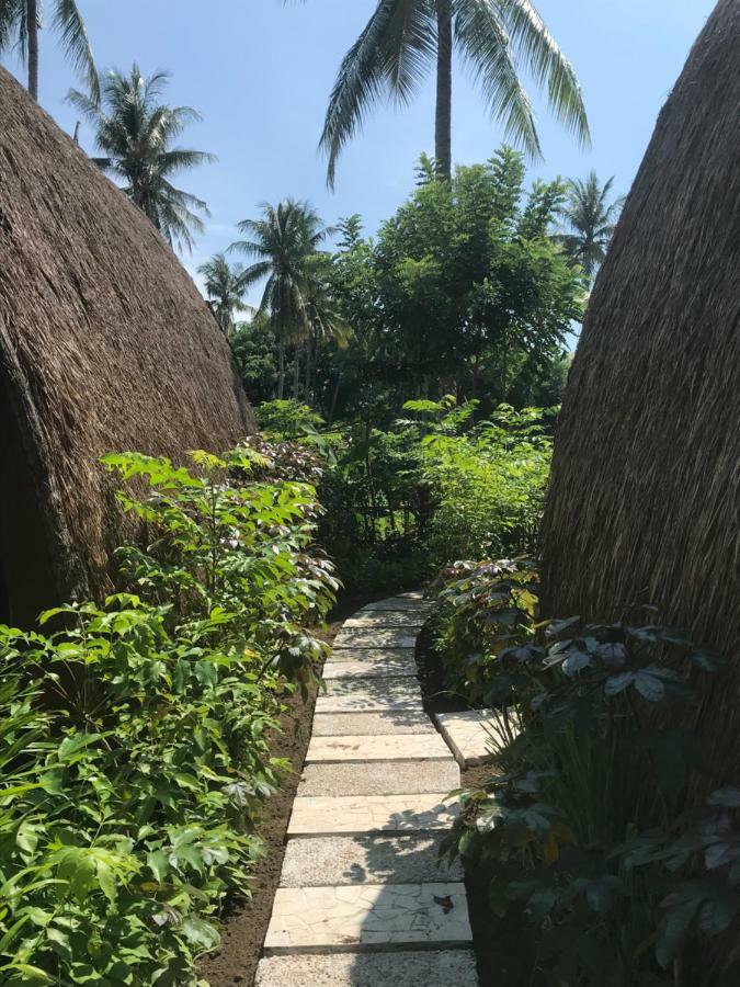 Meno Madia Bungalows Gili Meno Exterior photo