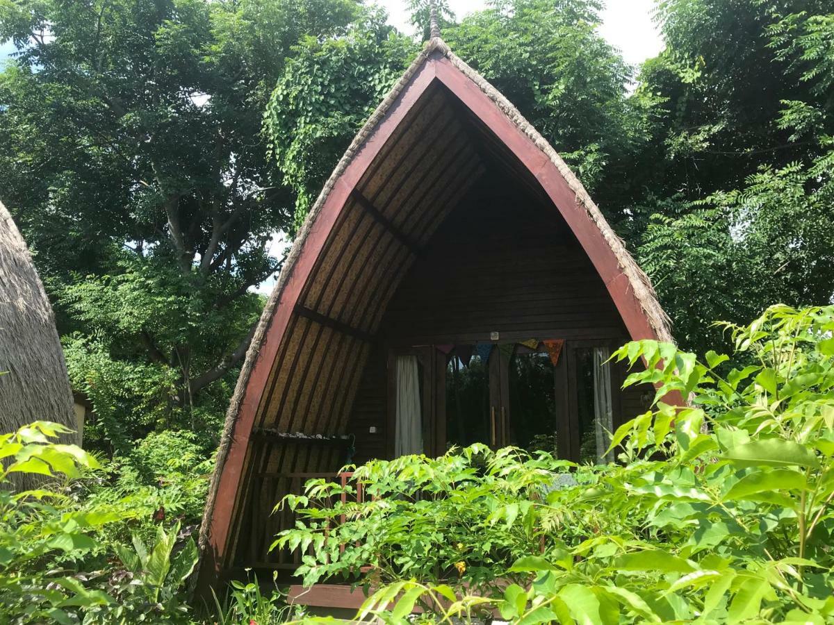 Meno Madia Bungalows Gili Meno Exterior photo
