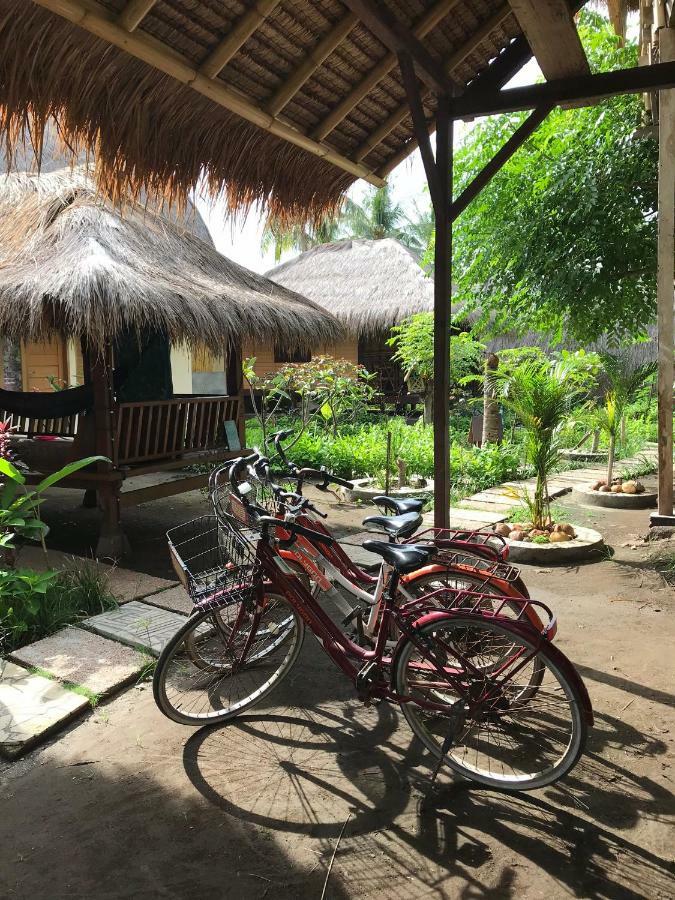 Meno Madia Bungalows Gili Meno Exterior photo