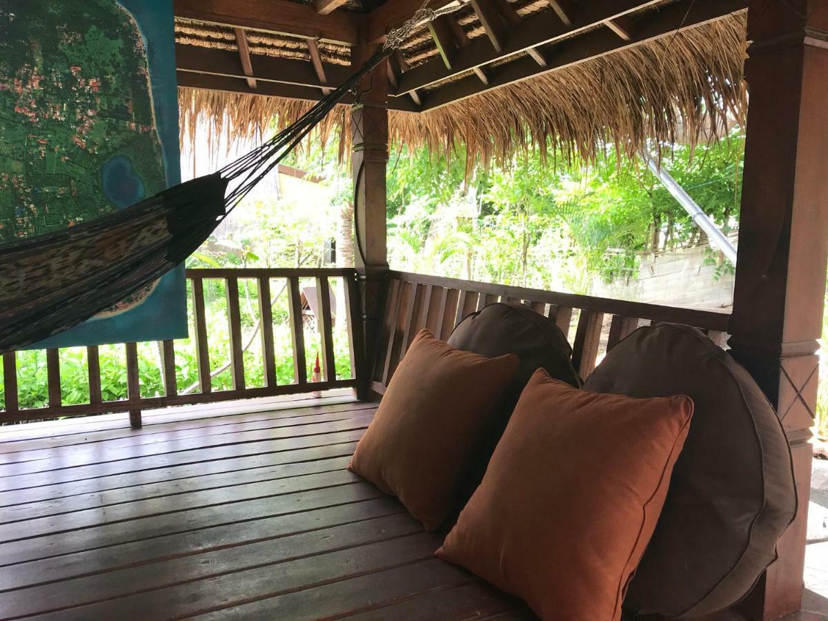 Meno Madia Bungalows Gili Meno Exterior photo