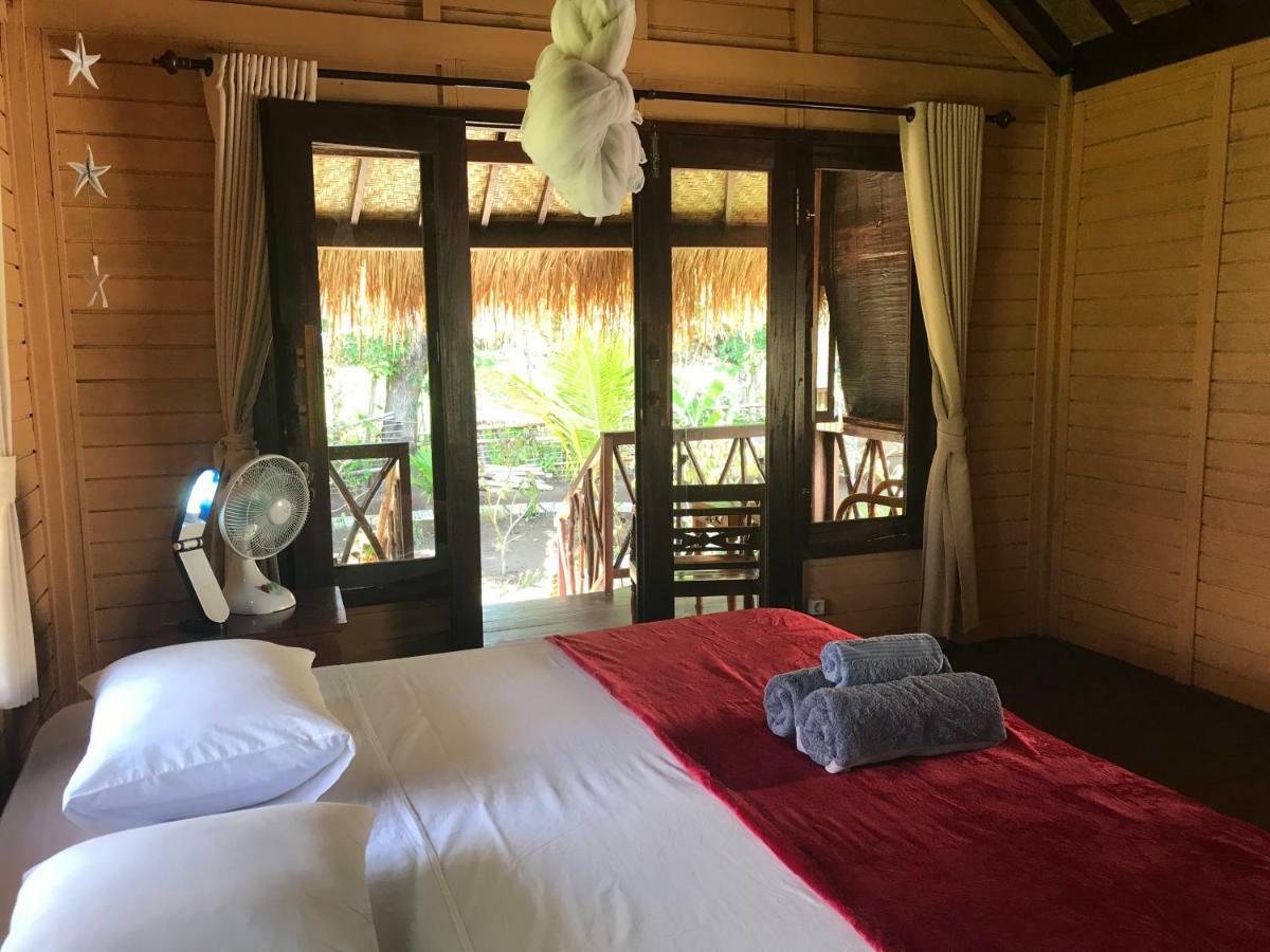 Meno Madia Bungalows Gili Meno Exterior photo
